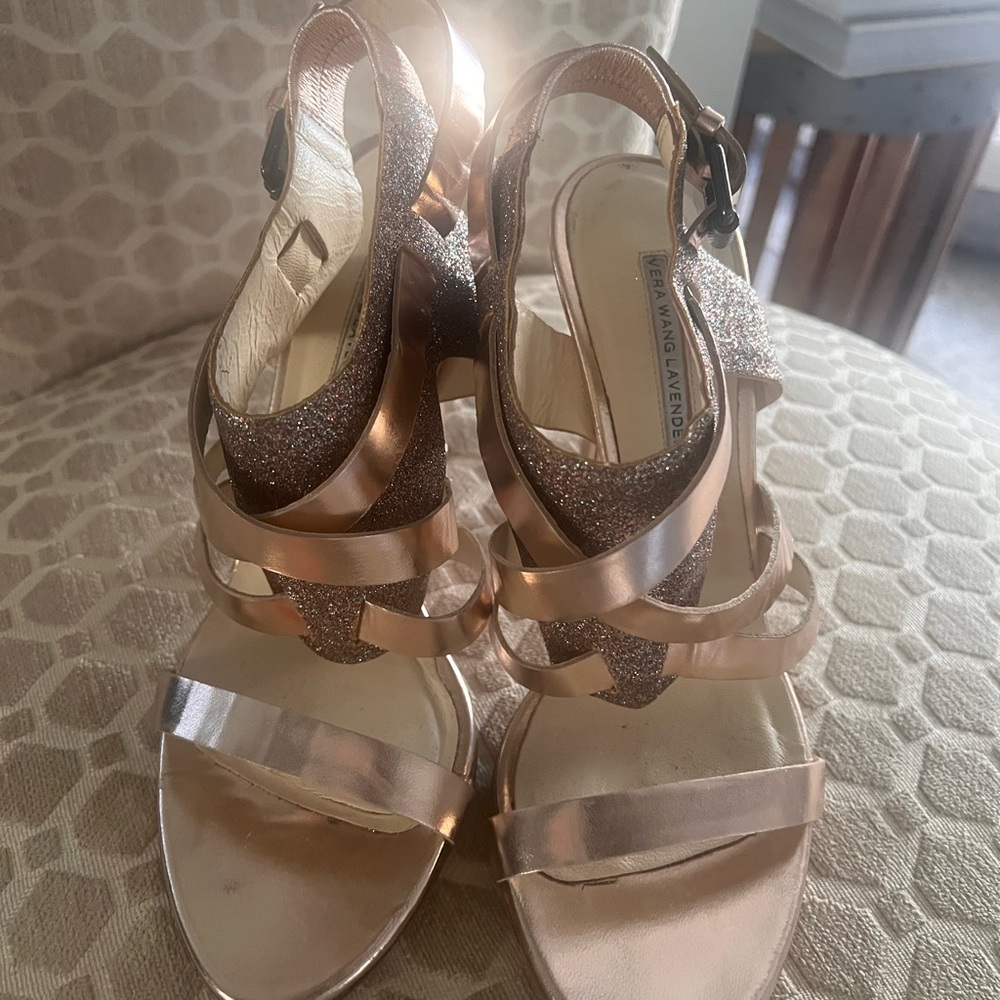 Vera Wang Metallic Rise-Gold Garmin Strappy Glitter Heels Size 9.5 - Picture 16 of 16